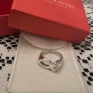 ❌SOLD❌ James Avery Retired 925 Sterling Silver Ichthus Fish Ring Size 7.5